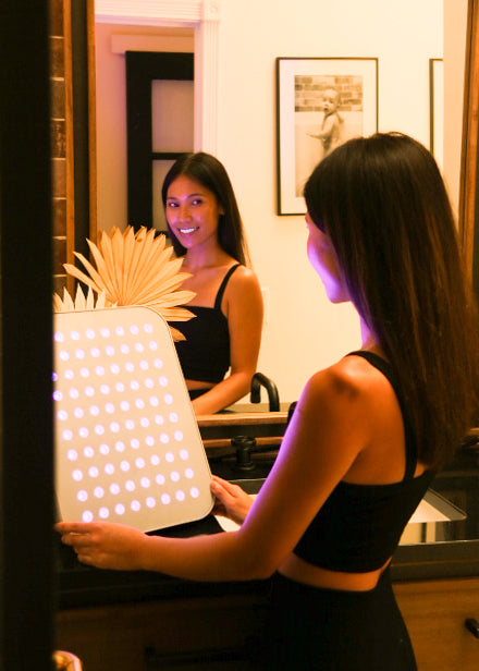 Indoor Tanning vs. Outdoor Tanning: Pros and Cons of Each
